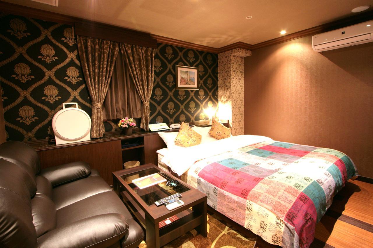 Hotel Sari Seki Inter (Adults Only) Kameyama Zewnętrze zdjęcie
