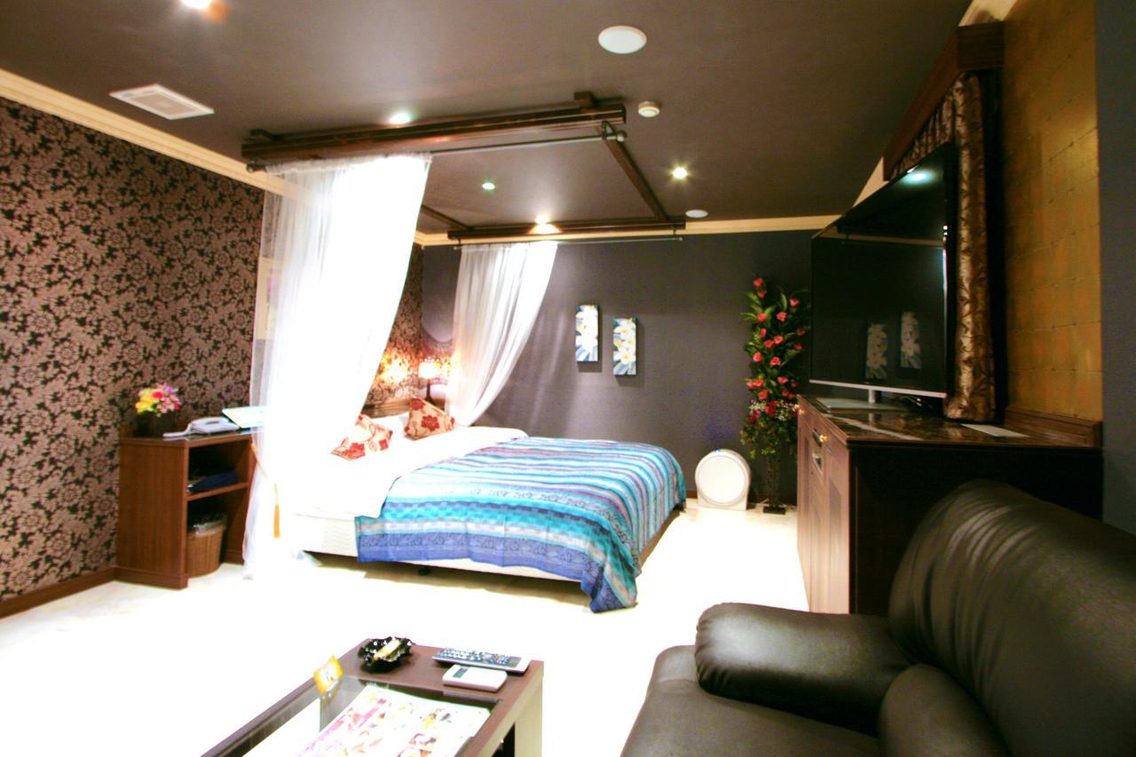 Hotel Sari Seki Inter (Adults Only) Kameyama Zewnętrze zdjęcie