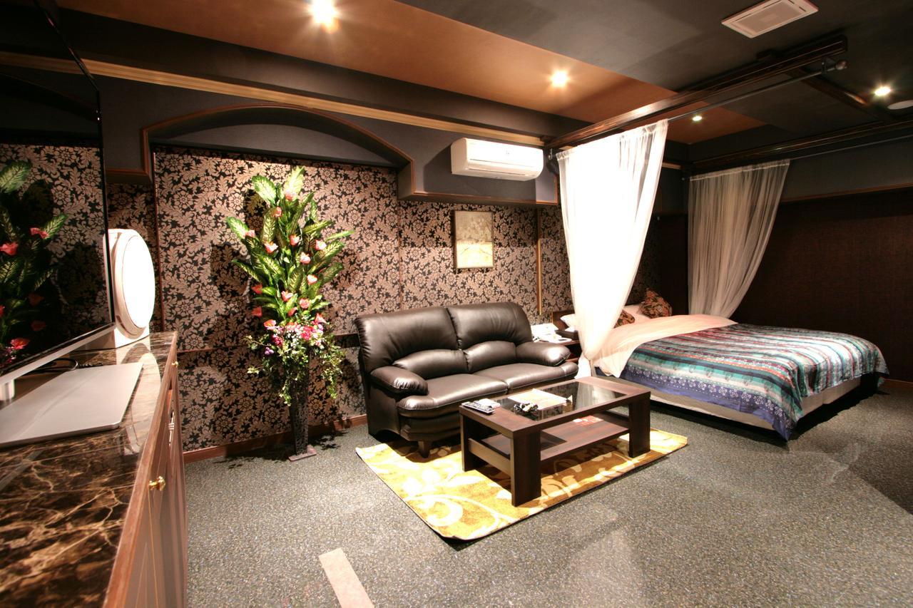 Hotel Sari Seki Inter (Adults Only) Kameyama Zewnętrze zdjęcie