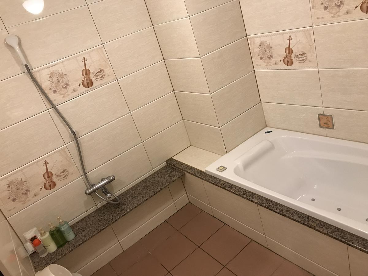 Hotel Sari Seki Inter (Adults Only) Kameyama Zewnętrze zdjęcie